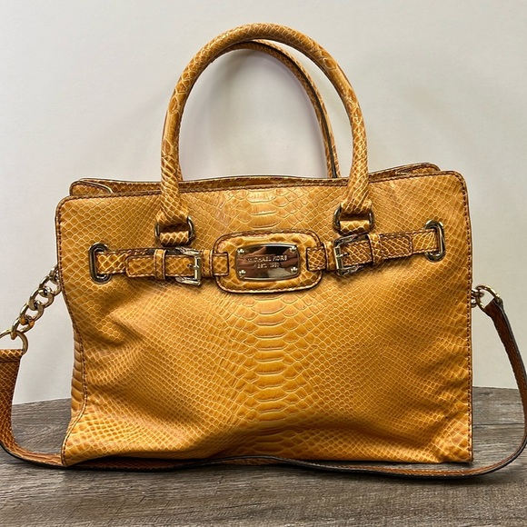 Michael Kors Hamilton Embossed Leather Shoulder Hand Bag - Picture 2 of 13